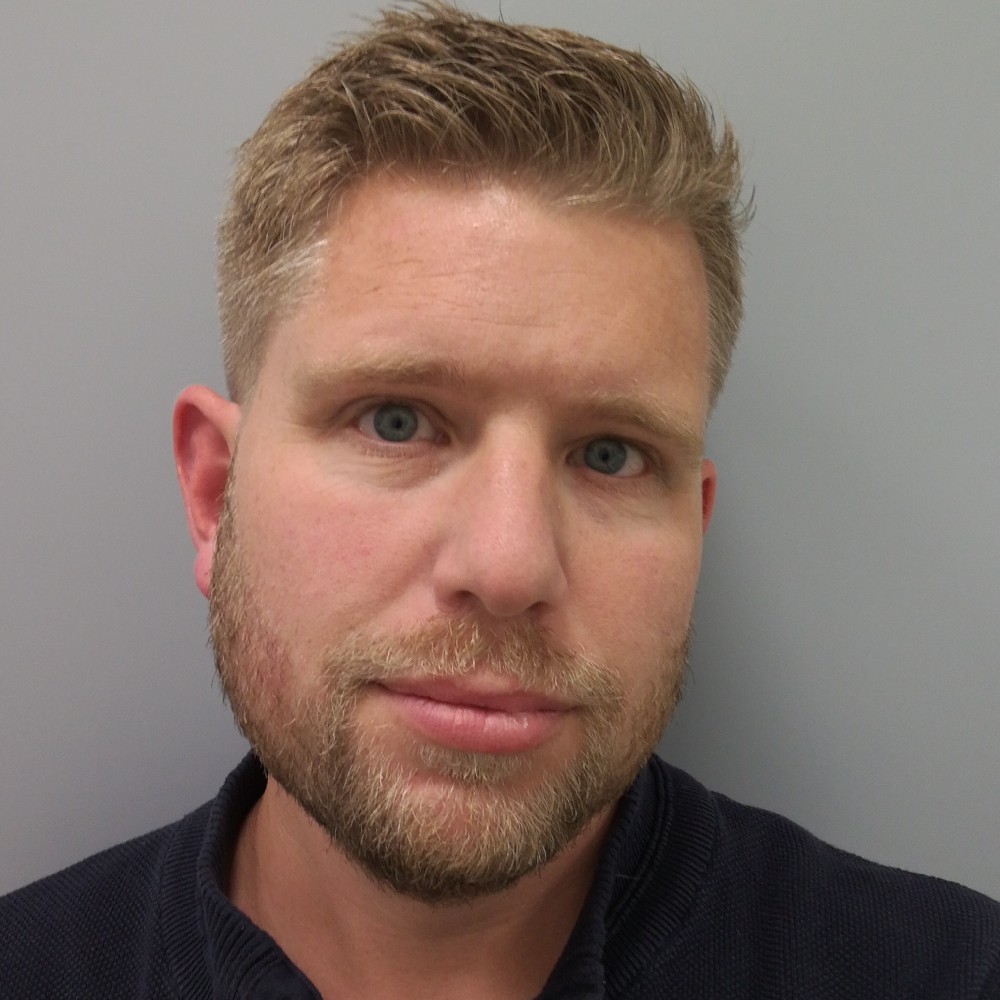 Ole Kristian Aasvestad style=